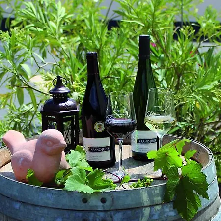 Гостевой дом Weingut Kranz-junk Браунеберг